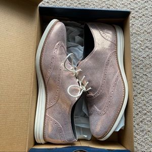 Cole Haan “Original Grand Wng II” size 10 with box. Dusty rose shimmer.